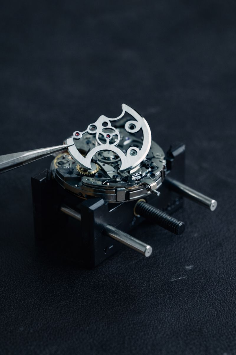 montre_or_jaune_vue_face